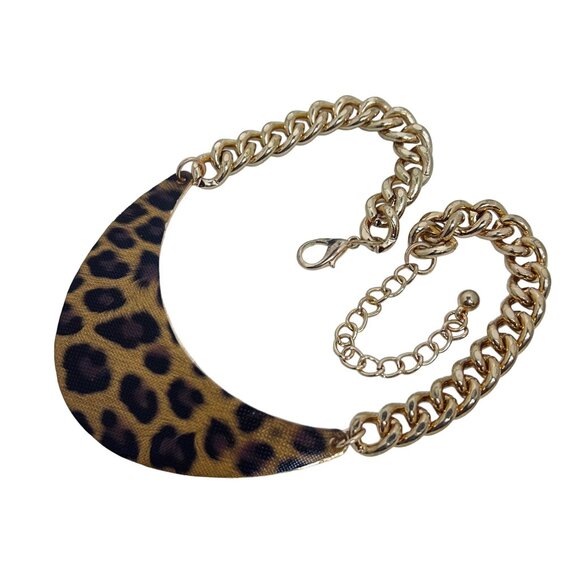 Chunky Gold Tone Curb Chain Leopard Bib Choker Necklace (5451) - Picture 5 of 6